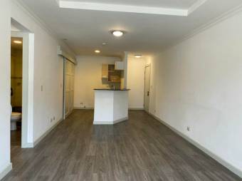 Se alquila espacioso apartamento en Avalon Country Club 26-261