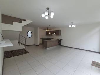 Se alquila espaciosa casa en condominio de San Miguel Heredia 26-282 Se alquila espaciosa casa en condominio de San Miguel Heredia 26-282