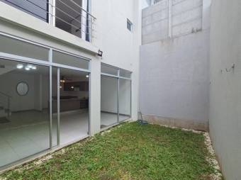 Se alquila espaciosa casa en condominio de San Miguel Heredia 26-282 Se alquila espaciosa casa en condominio de San Miguel Heredia 26-282