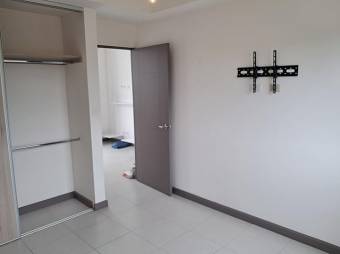 Se alquila espaciosa casa en condominio de San Miguel Heredia 26-282 Se alquila espaciosa casa en condominio de San Miguel Heredia 26-282