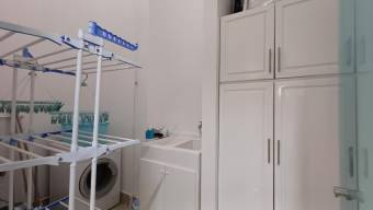 Se alquila casa con patio en condominio de Sabanilla San José 26-344 Se alquila casa con patio en condominio de Sabanilla San José 26-344