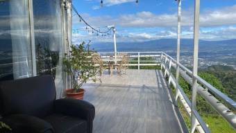 Se vende propiedad de lujo con 2.3 hectáreas de lote en Santa Ana 25-1016