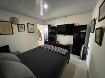 Se vende propiedad de lujo con 2.3 hectáreas de lote en Santa Ana 25-1016