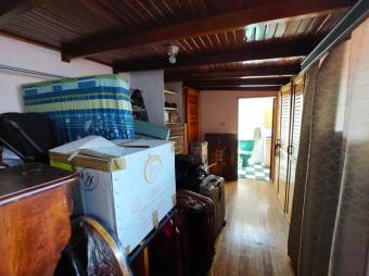 Se vende espaciosa casa con patio en Sabana Sur 23-1814 Se vende espaciosa casa con patio en Sabana Sur 23-1814