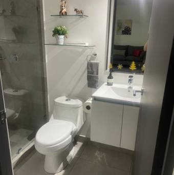 Se alquila moderno apartamento amoblado en San Francisco de Heredia 26-163