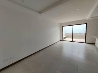 Se alquila casa con patio en condominio de San Antonio Escazú 26-354 Se alquila casa con patio en condominio de San Antonio Escazú 26-354