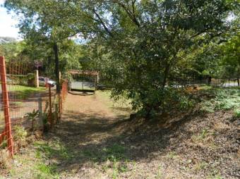 Se vende lote de 2500m2 con uso residencial en Guácima Alajuela 23-3552 Se vende lote de 2500m2 con uso residencial en Guácima Alajuela 23-3552