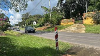 Se vende amplio lote plano de 1,400m2 en Garita Alajuela 25-738 Se vende amplio lote plano de 1,400m2 en Garita Alajuela 25-738
