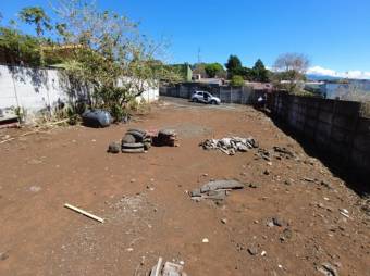 Se vende lote de 4,200m2 en San José de Alajuela 25-1088