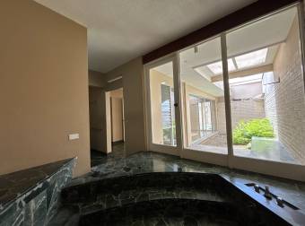 VENTA Y ALQUILER DE CASA DE UNA PLANTA, BARRIO DENT, SAN PEDRO