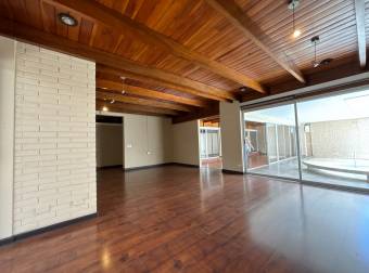 VENTA Y ALQUILER DE CASA DE UNA PLANTA, BARRIO DENT, SAN PEDRO