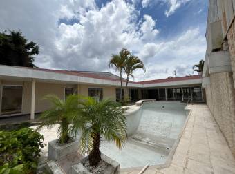 VENTA Y ALQUILER DE CASA DE UNA PLANTA, BARRIO DENT, SAN PEDRO
