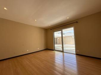 VENTA Y ALQUILER DE CASA DE UNA PLANTA, BARRIO DENT, SAN PEDRO