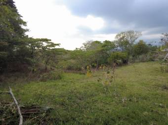 Se vende amplio lote de 6,800m2 en San Luis de Heredia 23-3201