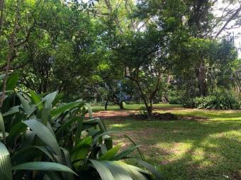 Se vende propiedad de 5,300m2 de lote en La Garita Alajuela 25-1298