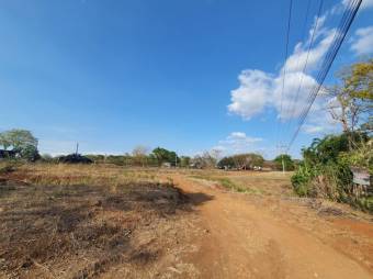 Se vende amplio lote de 1.5 hectáreas en Orotina Alajuela 25-1298