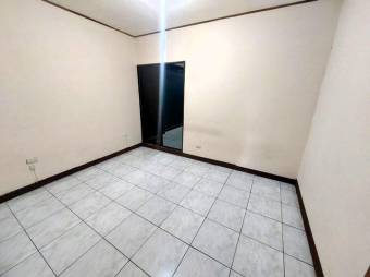Se vende propiedad con 2 apartamentos en San Francisco Heredia 26-286