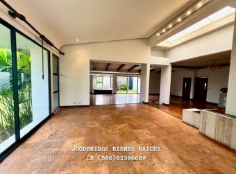Casa en alquiler Escazu San Rafael $6.000 /4 dormitorios