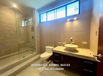 Casa en alquiler Escazu San Rafael $6.000 /4 dormitorios