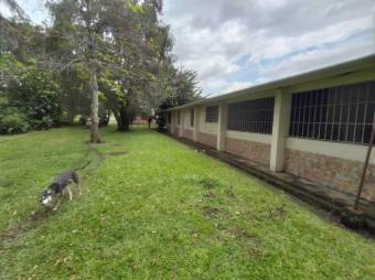 Se vende lote plano de 4,717m2 en Coyol de Alajuela 23-410