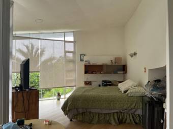 Se vende casa casa con lote de 7,011m2 en San Pedro de Barva 25-462