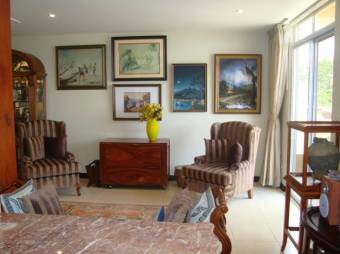 VENTA DE APARTAMENTO AMOBLADO, ESCAZU, SAN RAFAEL, CONDOMINIO VALLE ARRIBA 