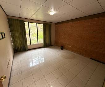 Mixed-use property for sale in Tacares de Grecia. Well-foreclosed bank transfer.