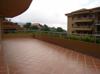VENTA DE APARTAMENTO, ESCAZU, SAN RAFAEL, CONDOMINIO VALLE ARRIBA 