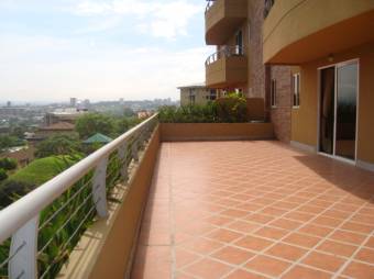 VENTA DE APARTAMENTO, ESCAZU, SAN RAFAEL, CONDOMINIO VALLE ARRIBA 