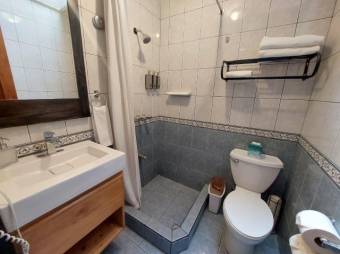 Se alquila apartamento amoblado en La Sabana 26-506