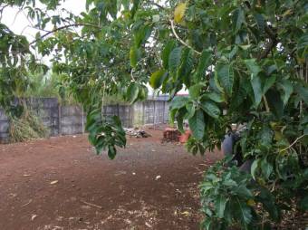 Se vende amplio lote de 4,246m2 en San José de Alajuela 25-1088