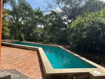 Se vende amplia finca de 2.4 hectáreas en Concepción de Heredia 25-1225