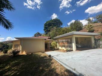 Se vende amplio lote de 1.4 hectáreas en Atenas Alajuela 24-1428