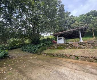 5.000 m2 lot for sale in Villas del Arroyo gated community 5.000 m2 lot for sale in Villas del Arroyo gated community