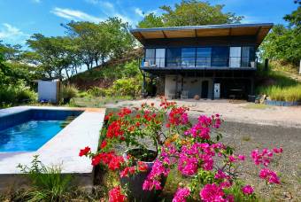 House with Pool & Panoramic Mountain Views Near Tamarindo & Playa Grande