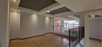 Alquiler de Casa en San Rafael de Escazú. RAH 27-472