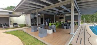 Alquiler de Apartamento AMUEBLADO en Santa Ana. RAH 27-476