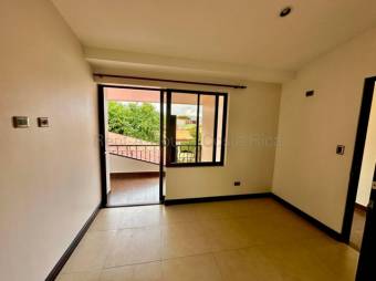 Venta de Propiedad Comercial/Oficina/APTO  en San Pablo de Heredia. RAH 27-478