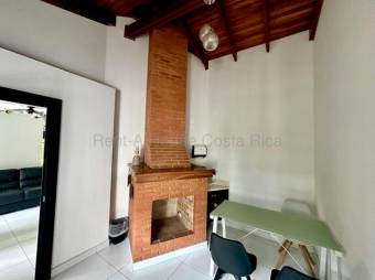 Venta de Propiedad Comercial/Oficina/APTO  en San Pablo de Heredia. RAH 27-478