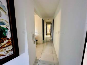 Venta de Propiedad Comercial/Oficina/APTO  en San Pablo de Heredia. RAH 27-478