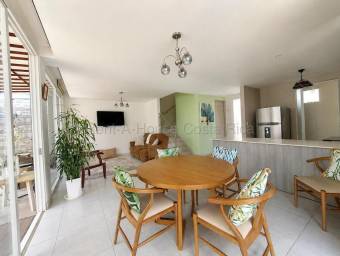 Se alquila casa en La Ribera Belén 27-463
