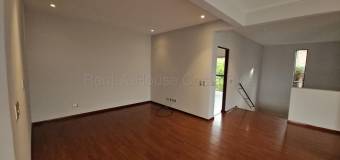 Se alquila casa en San Rafael Escazú 27-472
