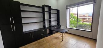 Se alquila casa en San Rafael Escazú 27-472
