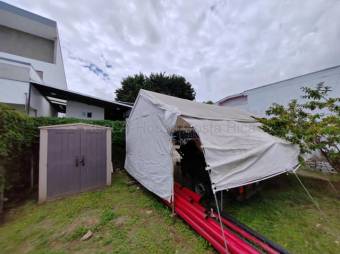 Venta de Lote para OFICINAS en Montes de Oca-San Pedro. RAH 27-492