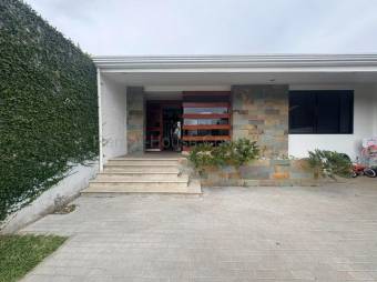 Venta de Casa en Belén-La Asunción, Heredia. RAH 27-481