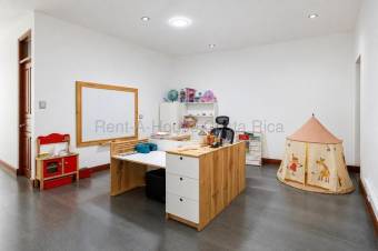 Venta de Casa en Belén-La Asunción, Heredia. RAH 27-481