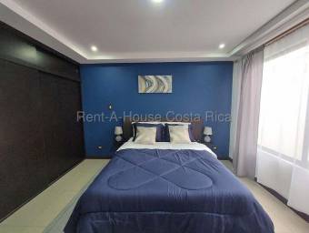 Se alquila apartamento en Ulloa Heredia 27-518