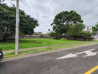 Se vende casa en Granadilla Curridabat 27-470
