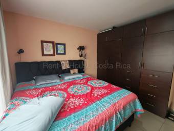 Se vende casa en Granadilla Curridabat 27-470