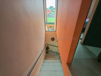 Se vende casa en Granadilla Curridabat 27-470